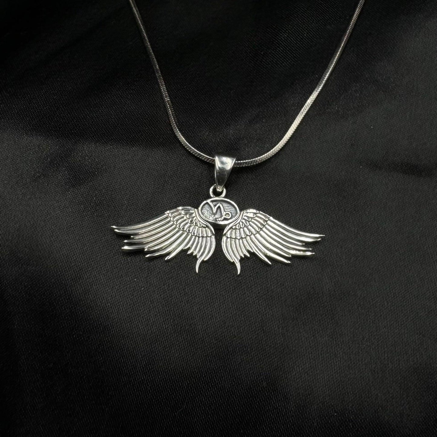 Guardian Angel Wings Silver Pendant with Capricorn Zodiac Sign TPD5512