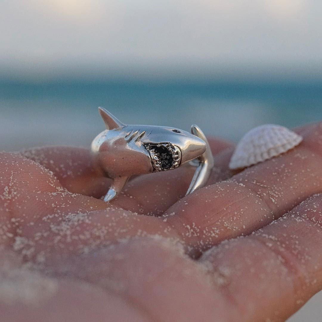 Great White Shark Ring TR1481 Ring